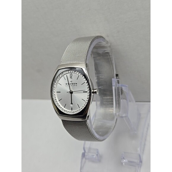 Skagen Asta SKW2049 Womens Watch Quartz Silver Crystals Mesh Band New Battery - Picture 2 of 10